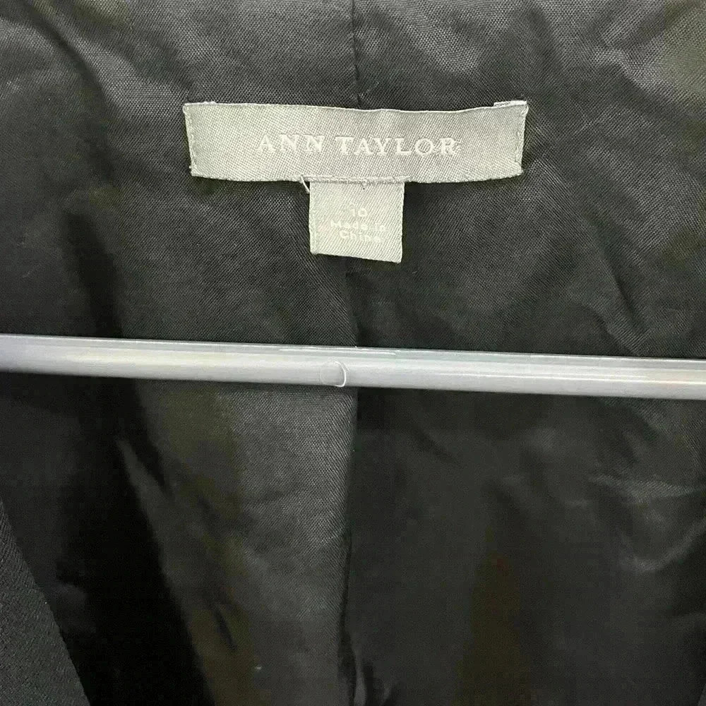 Anne Taylor Loft black longsleeve business formal blazer size 10 - Picture 4 of 11
